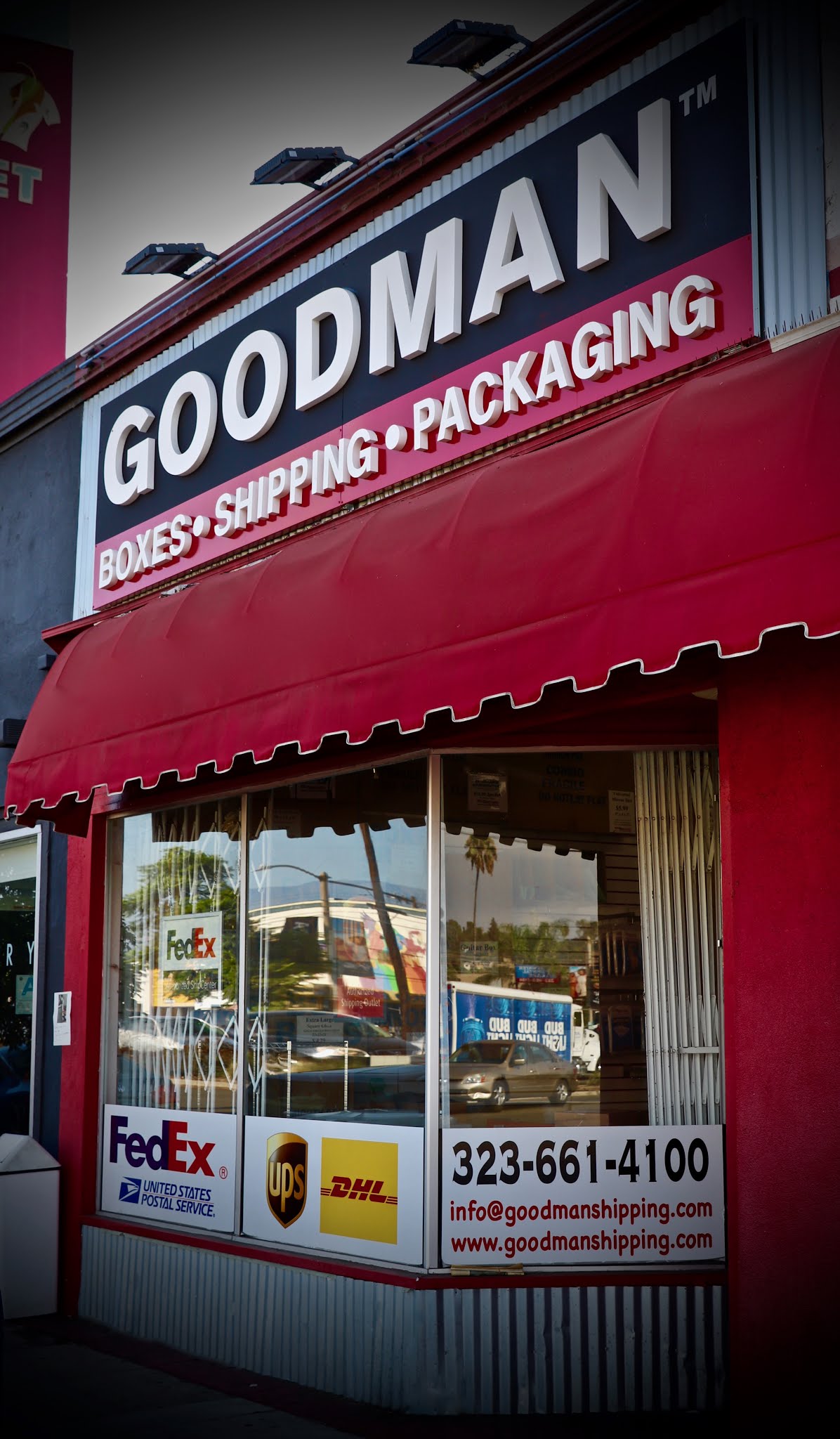 Goodman Packing & Shipping-Atwater: UPS shipping store, packing, crating, moving and shipping supplies serving Atwater Village and Glendale