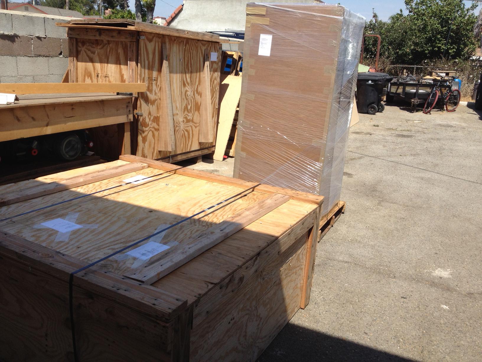 <a href="/image/image-galleries/crating-shipping-marble-coffee-table-judge-alaska/all-packed">all packed</a>