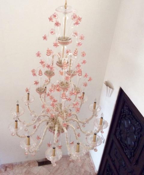 <a href="/image/murano-glass-chandelier">Murano Glass Chandelier</a>